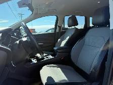 2017 Ford Escape 4WD! CLEAN CARFAX! BRAND NEW 2YR MVI! HEATED SE - Photo 13
