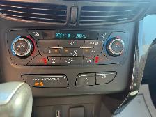 2017 Ford Escape 4WD! CLEAN CARFAX! BRAND NEW 2YR MVI! HEATED SE - Photo 29