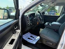 2014 Ram 1500 ST - QUAD CAB - 4 X 4 - Photo 16
