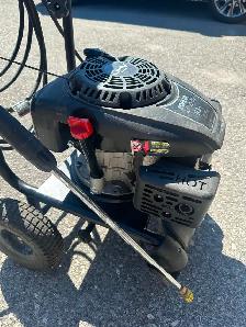 Pressure Washer - Photo 10