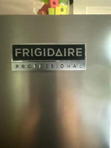 Fridge Frigidaire - Photo 2
