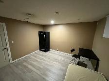 Room for rent near University of Alberta - Photo 3