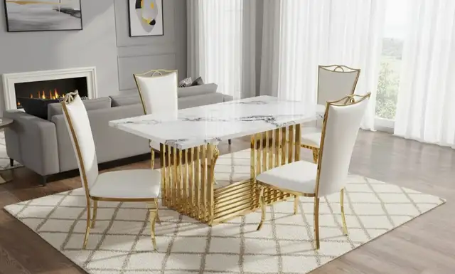 A great discount offer on stylish dinning set