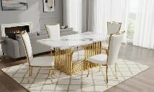 A great discount offer on stylish dinning set