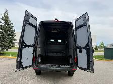 2020 Mercedes-Benz Sprinter Cargo Van CARGO - 4 x 4 - Photo 9