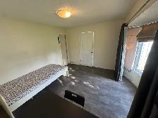 Room for rent - Photo 3