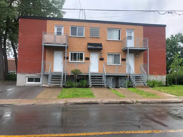 4-1/2 à louer / for rent