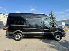 2016 Mercedes-Benz Sprinter Van 144WB - HIGH ROOF - ONLY 190K! - Photo 5