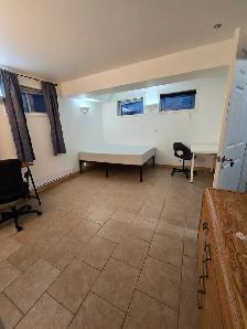 Private&fully furnished bedroom walking distance from University - Photo 5