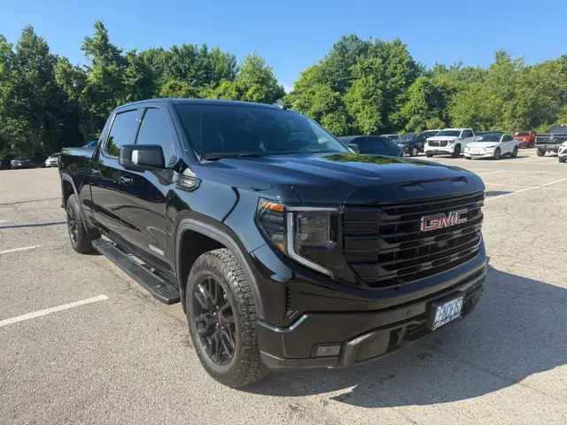 2024 GMC Sierra 1500 Elevation
