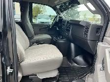 2023 GMC Savana SAVANA - 12 PASSENGER - Photo 18