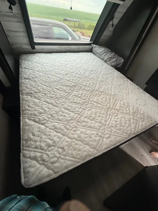 RV queen mattress