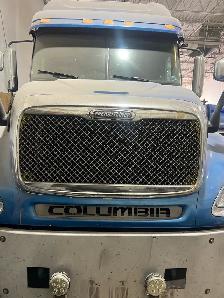Freightliner Columbia 2003 Truck - Photo 3