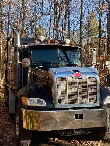 Camion Peterbilt 330 2008 - Photo 3