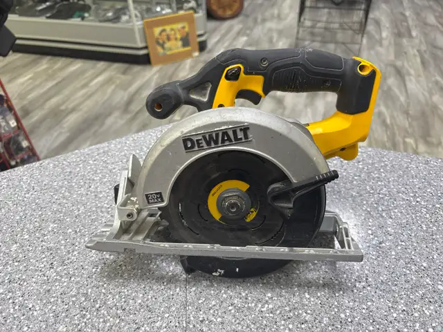 Dewalt DCS391 6.5" Cicrular Saw Tool Only