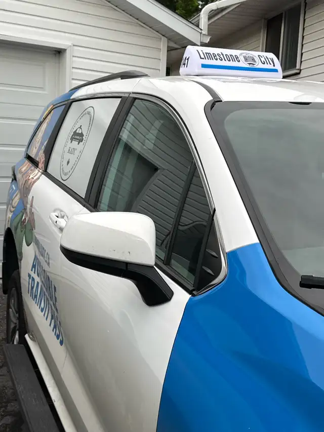 Taxi drivers wanted