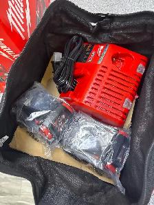 Milwaukee 2691 18V Drill Kit Set New - Photo 3