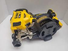 Dewalt DCN45RN 20v Coil Roofing Nailer Tool Only - Photo 2