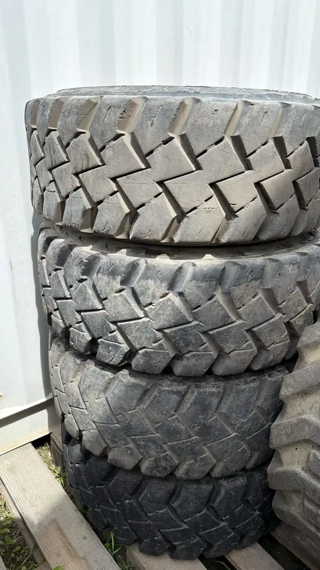 Skidsteer Power Grip 10-16.5, each
