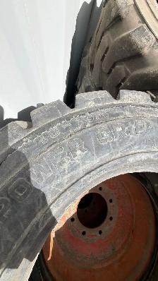 Skidsteer Power Grip 10-16.5, each - Photo 2
