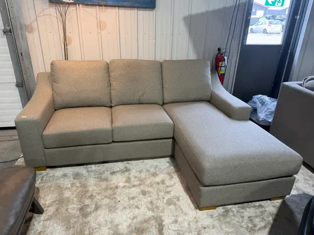 Grey fabric sectiinal with reversible chaise