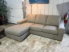 Grey fabric sectiinal with reversible chaise - Photo 2