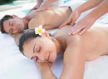 Couple massage