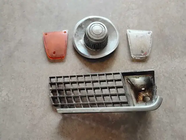 Corvette 1970 1971 1972 pièces GM originales genuine parts