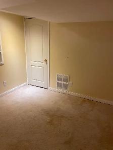 (July 1)Basement room for rent in Sborough(Birchmount/Kingston) - Photo 2