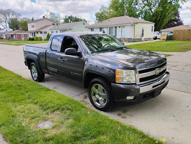 2011 Chevrolet Silverado 1500 LT 4x4 5.3