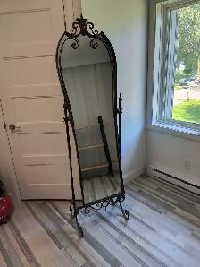 a donné miroir