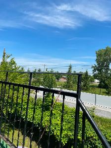 FOR RENT – Beautiful 3-Bedroom Apartment in Ville Saint-Laurent - Photo 3