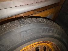 Michelin Latitude 235/70R16 Winter Tires& Rims Town & County Van - Photo 6
