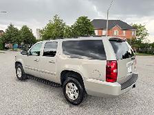 2009 Chevrolet Suburban LT Loaded 4X4 - Photo 2
