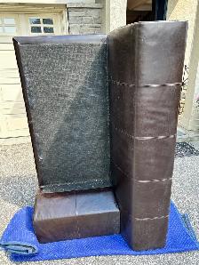 Free leather couch with chaise Genius Leather - Photo 4