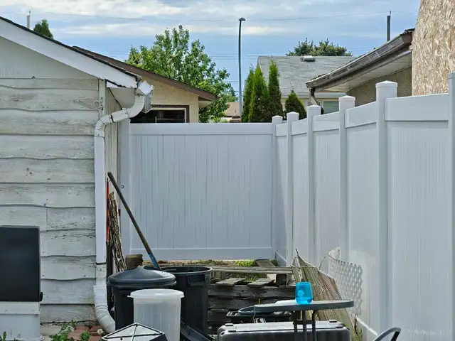 Fence installation labour
