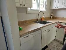3 bedroom, 1.5 bath condo with parking - Photo 4