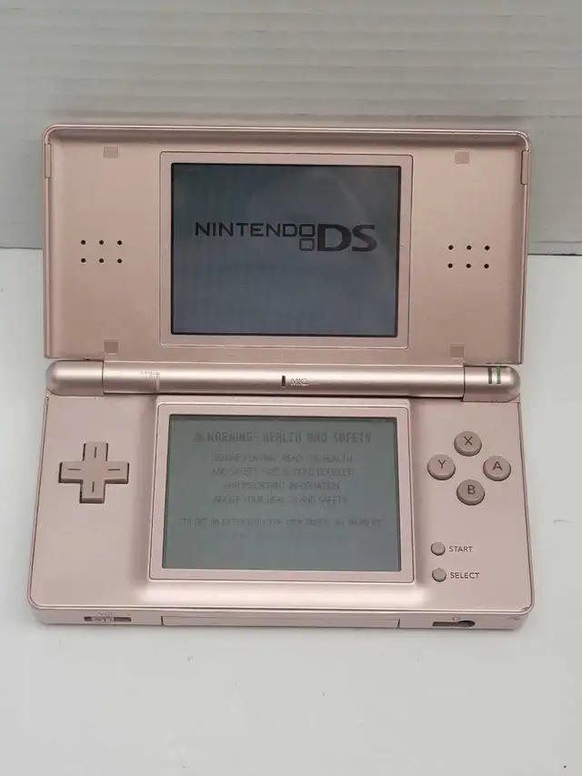 Nintendo DS Lite Metalic Rose
