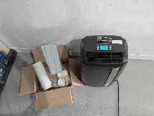 Brand New De’Longhi 12,500 BTU Portable Air Conditioner For Sale - Photo 3