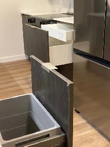 2 Bdrms/Den/2 bthrms. Heat Included. Shiraz 50  Community - Photo 9