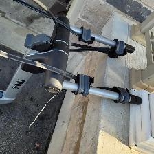 Thule Hanging Hitch Bike Rack – Holds 2 Bikes - Photo 3