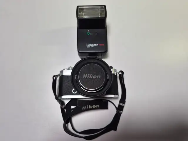 NIKON FM SLR CAMERA