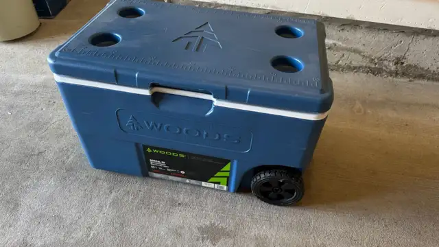 Woods Hard Cooler with Wheels, 65 L