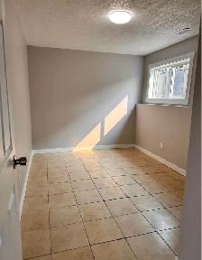 2 bedroom basement suite - Photo 7