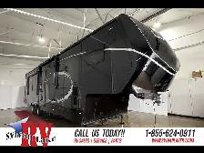 2020 Luxe Elite 42RL – Pre-Owned Luxury 4-Seasons 5th Wheel.
