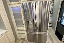 2020 Luxe Elite 42RL – Pre-Owned Luxury 4-Seasons 5th Wheel. - Photo 29