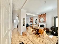39 Mullock St - Fully Furnished Downtown Gem - Photo 2