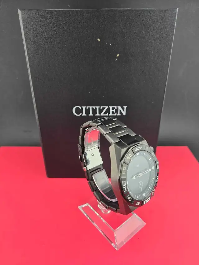 Citizen CZ Smart JX100950E Like New in Box