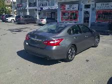 2017 Nissan Altima Limited LOADED with Only 148000 KM !! - Photo 3