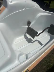 Paddle boat 5 person. - Photo 6
